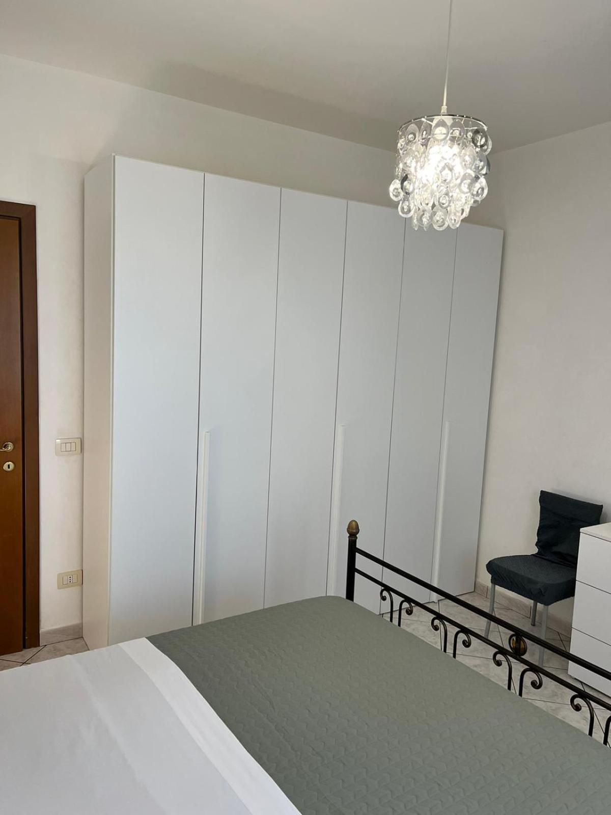Lizzies Hus Apartment Fiumicino Luaran gambar