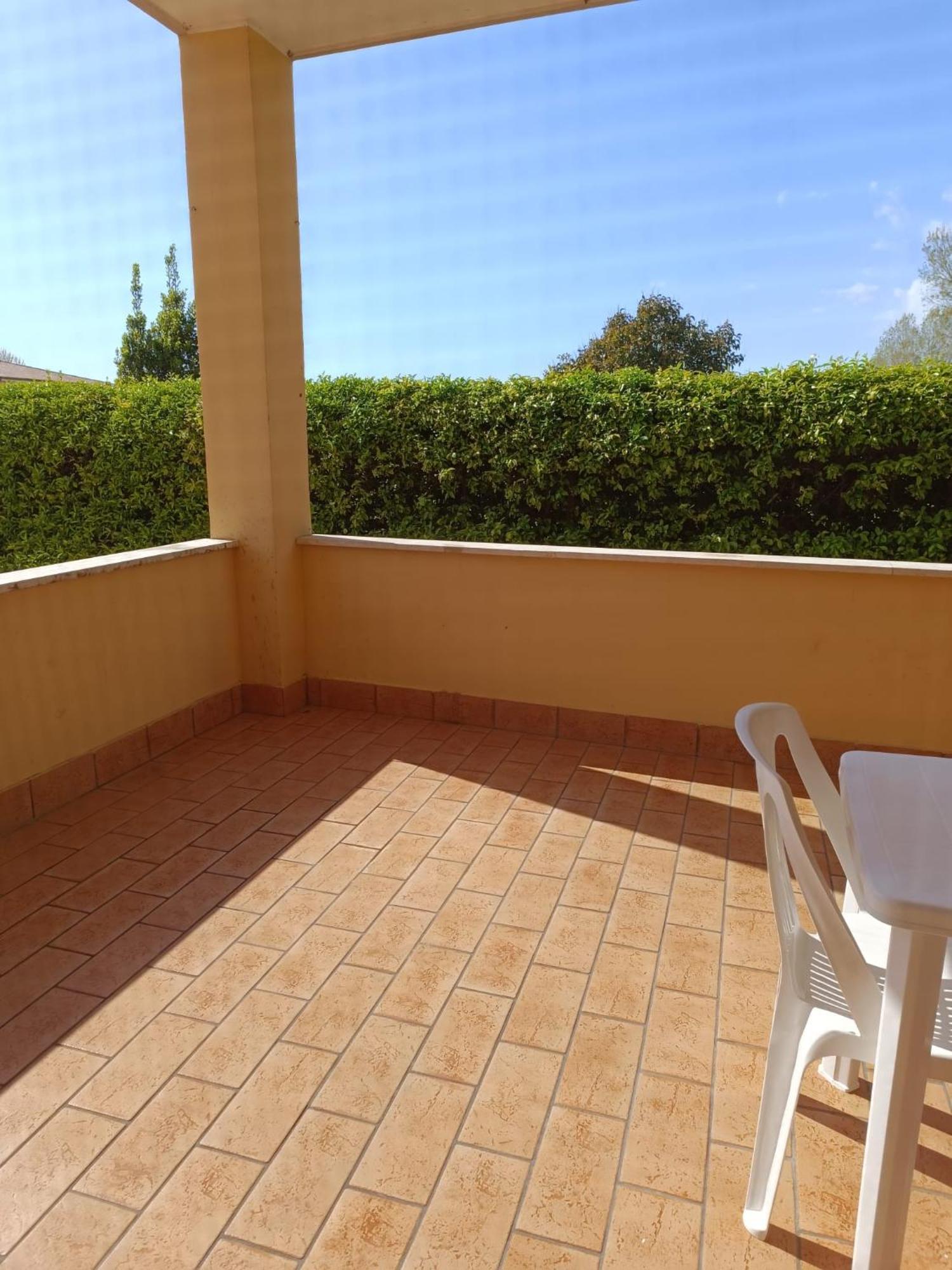 Lizzies Hus Apartment Fiumicino Luaran gambar